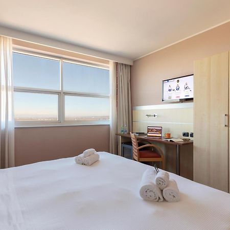 B&B Hotel Cherasco Langhe Luaran gambar