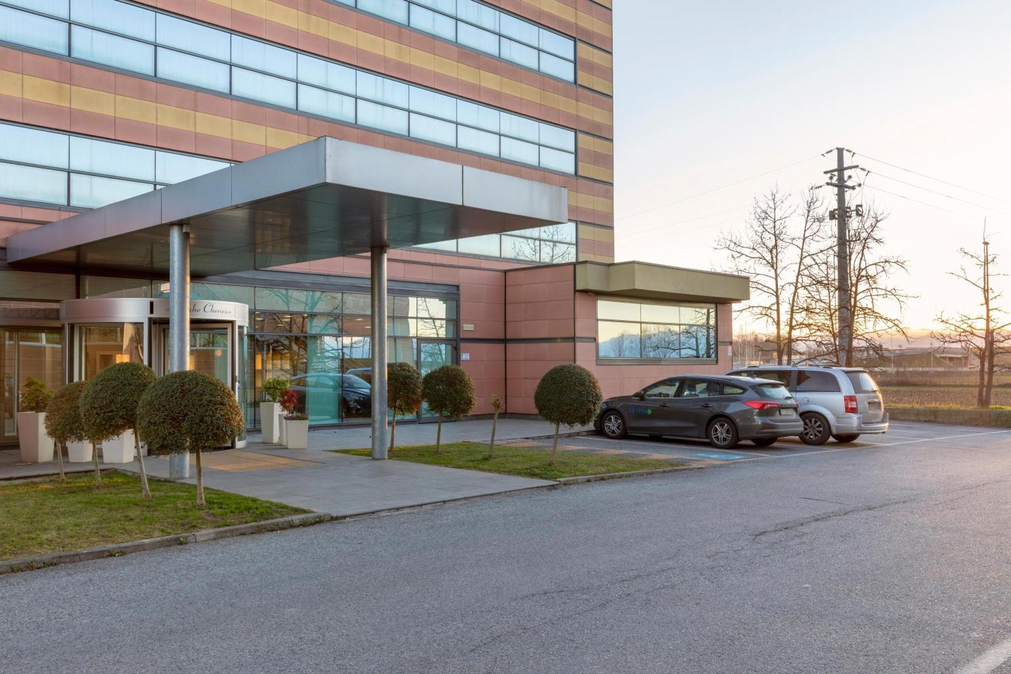 B&B Hotel Cherasco Langhe Luaran gambar