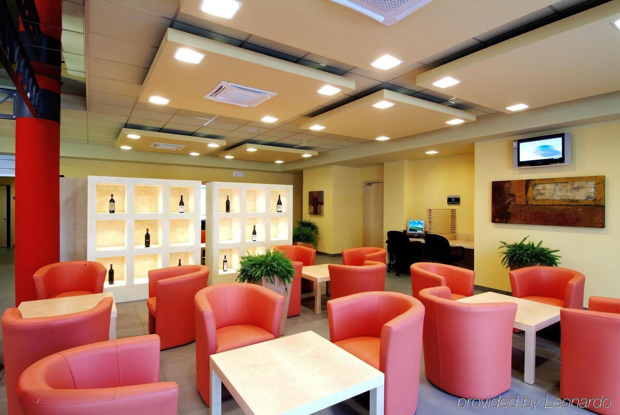 B&B Hotel Cherasco Langhe Luaran gambar